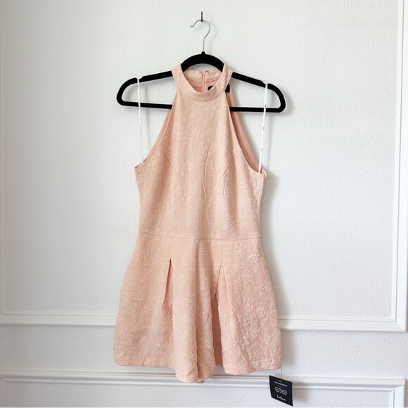 NWT Lulus Entirely Darling Floral Jacquard Halter Romper in Blush Pink XS - Picture 3 of 7